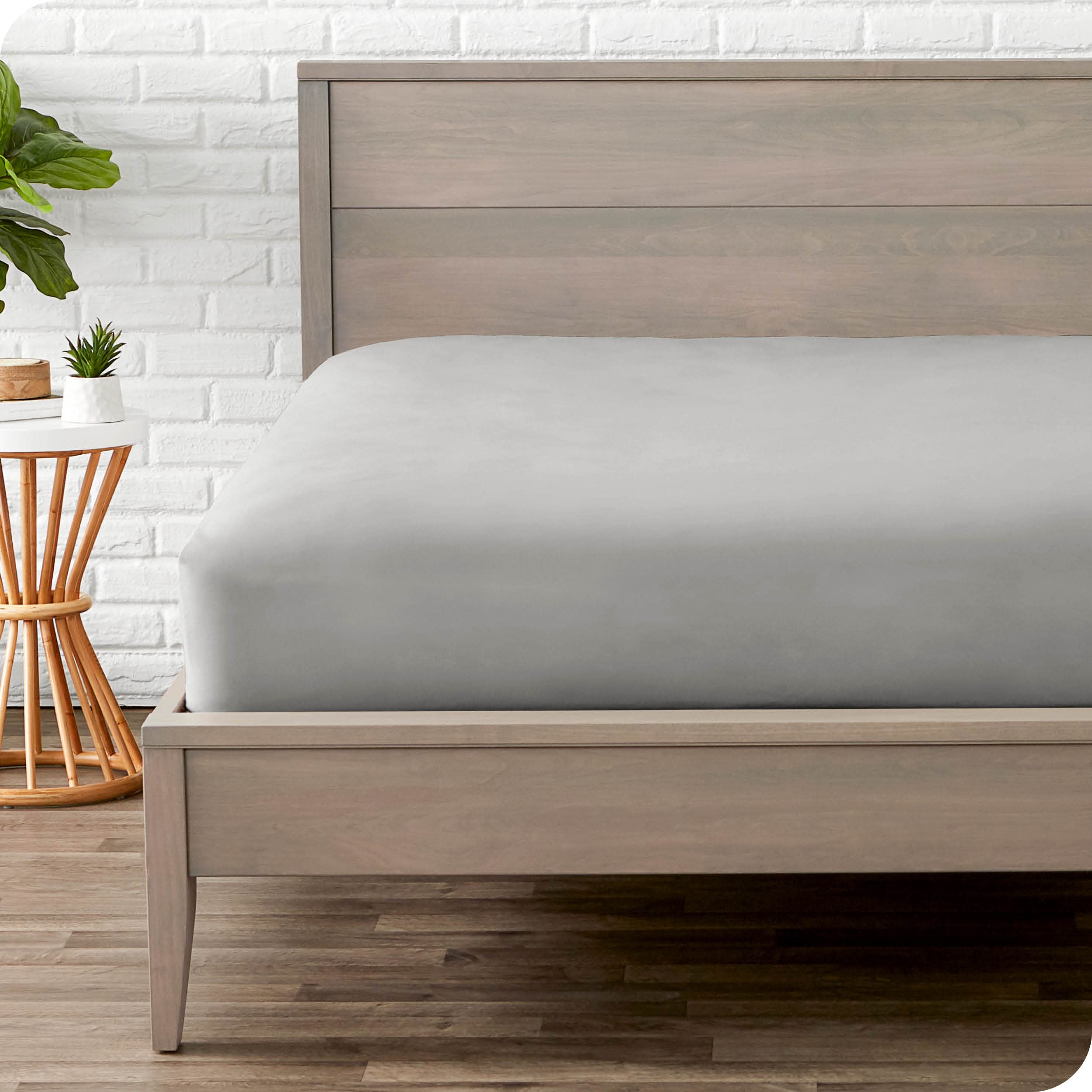 Bare Home Fitted Bottom Sheet Full Size - Premium 1800 Microfiber - Ultra-Soft Hotel Luxury - Deep Pocket - Durable and Long Lasting - Full Fitted Sheet (Full, Light Grey) Full 04 - Light Grey
