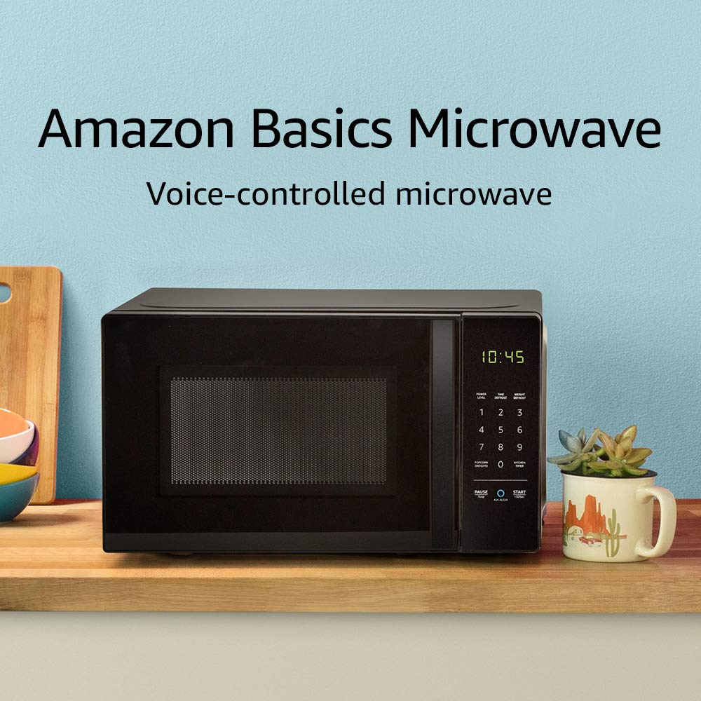 Book Cover Amazon Basics Microwave, Small, 0.7 Cu. Ft, 700W, Works with Alexa