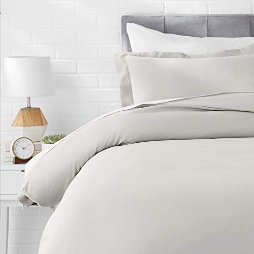 Book Cover Amazon Basics Light-Weight Microfiber Duvet Cover Set with Snap Buttons - Twin/Twin XL, Light Grey