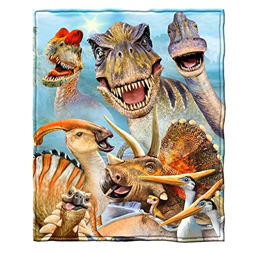 Book Cover Dawhud Direct Dinosaurs Selfie Super Soft Plush Fleece Throw Blanket