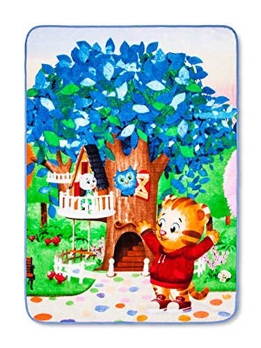 DT Daniel Tigers Neighborhood Blue and Green Throw Blanket 46 inch x 60 inch
