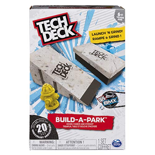 Tech Deck - Build-A-Park - Kicker, Funbox, and Hydrant - Ramps for Tech Deck Board and Bikes