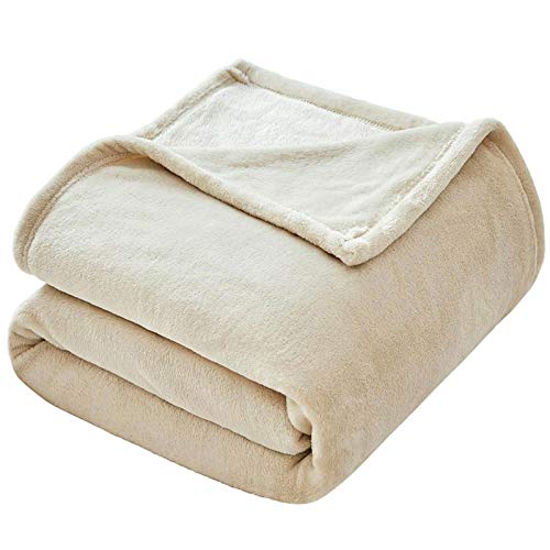 Book Cover VEEYOO Flannel Fleece Blanket King Size - Extra Cozy Summer Cooling Soft Plush Microfiber Bed Couch Blanket, Ivory