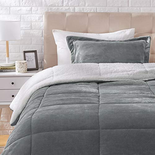 Book Cover Amazon Basics Ultra-Soft Micromink Sherpa Comforter Bed Set - Charcoal, Twin