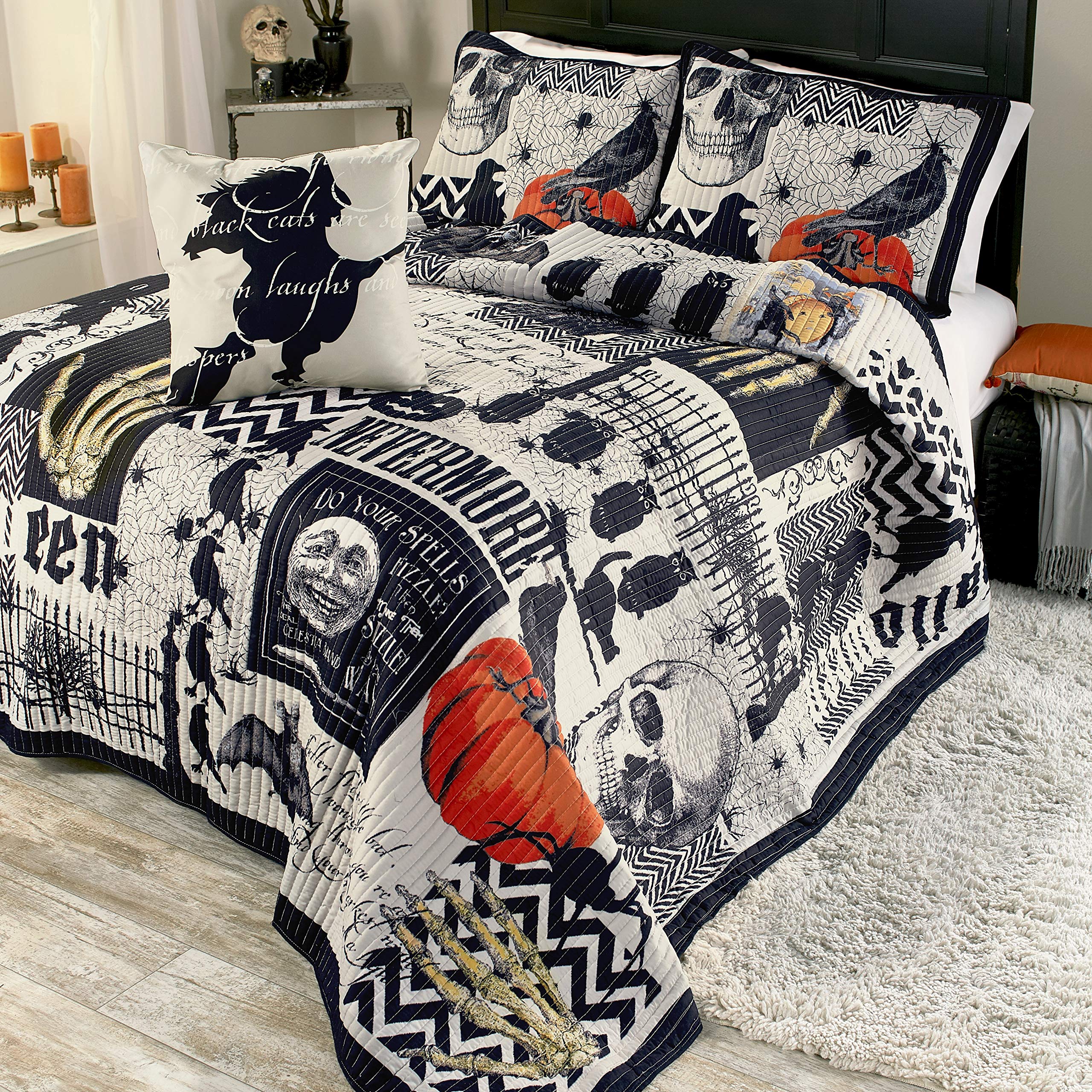 Book Cover Lakeside Nevermore 4-Pc. Halloween Quilt Set - King
