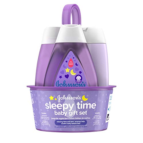 Book Cover Johnson's Sleepy Time Bedtime Baby Gift Set with Relaxing NaturalCalm Aromas, Bedtime Baby Bath Shampoo, Wash & Lotion Essentials, Hypoallergenic & Paraben-Free, 4 Items