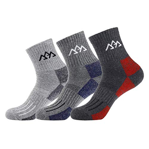 innotree 3 Pairs Men's Hiking Socks, Multi Performance Wicking Cushion Crew Socks Outdoor Sports Trekking Camping Socks
