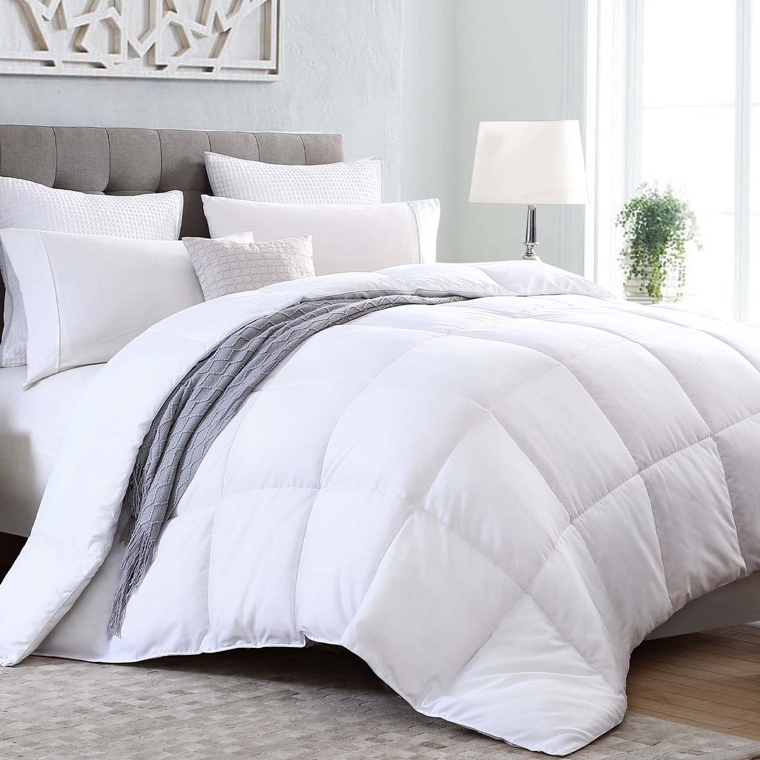 Book Cover Kingsley trend King Comforter Duvet Insert - All Season Quilted Ultra Soft Breathable Down Alternative, Box Stitch White Comforter with Corner Tabs, 104x92 King White