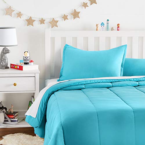 Book Cover Amazon Basics Easy-Wash Microfiber Kid's Comforter and Pillow Sham Set - Full or Queen, Bright Aqua