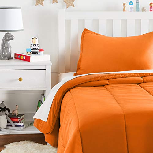 Book Cover Amazon Basics Easy-Wash Microfiber Kid's Comforter and Pillow Sham Set - Twin, Bright Orange