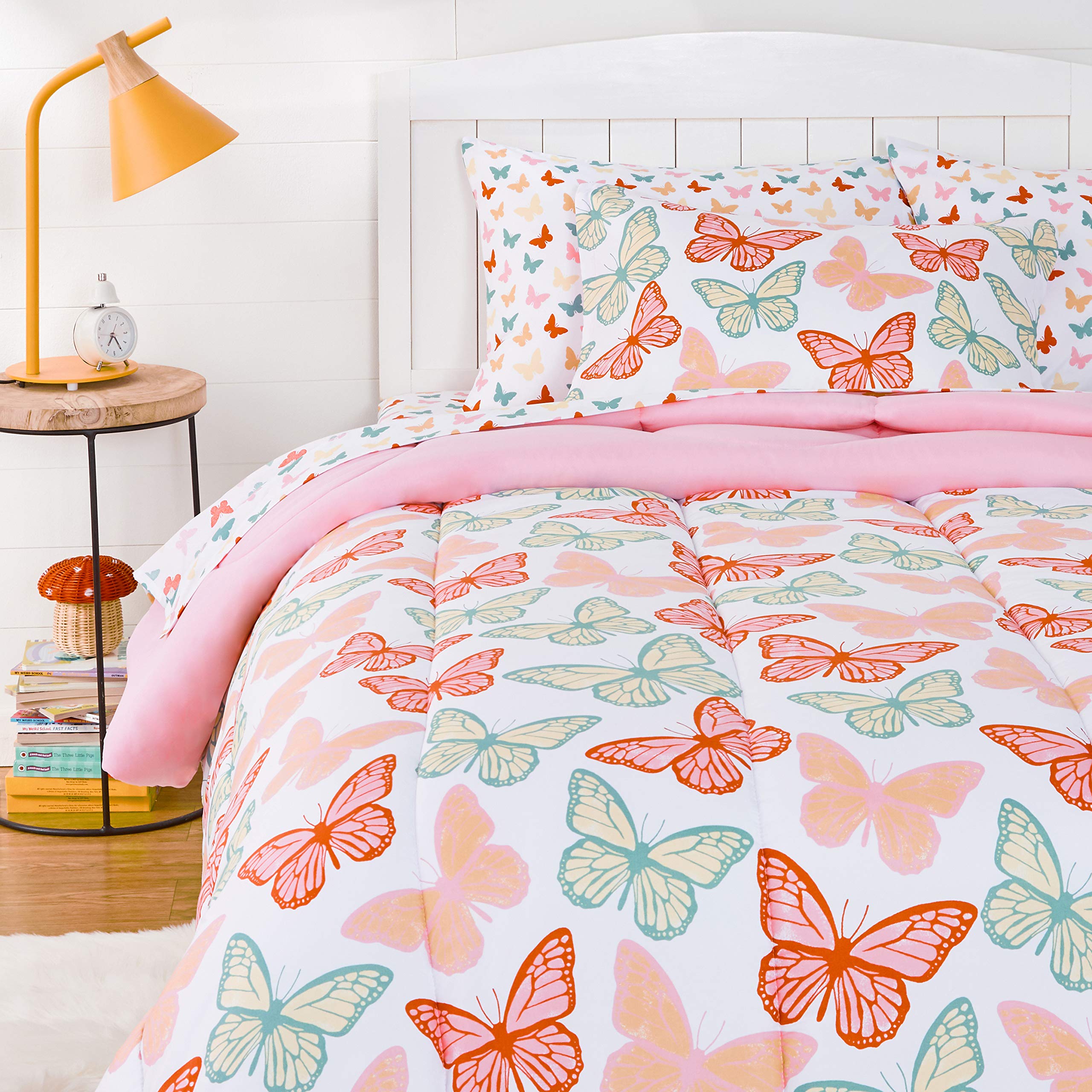 Amazon Basics Kid's Easy Care Microfiber 5 Piece Bed-in-a-Bag Bedding Set, Twin, Butterfly Friends Butterfly Friends Twin
