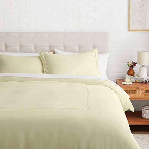 Book Cover Amazon Basics Embroidered Hotel Stitch Duvet Cover Set - Soft, Easy-Wash Microfiber - King, Aloe Green
