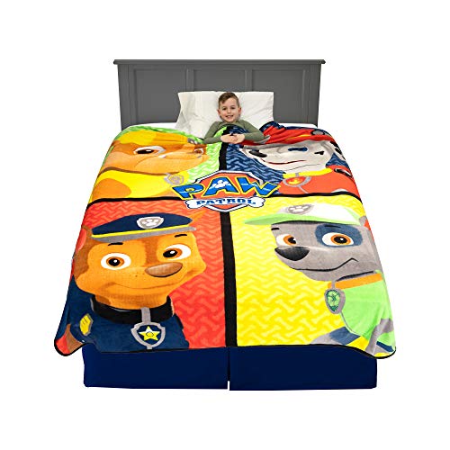 Book Cover Franco Kids Bedding Super Soft Micro Raschel Blanket, 62 in x 90 in, Paw Patrol