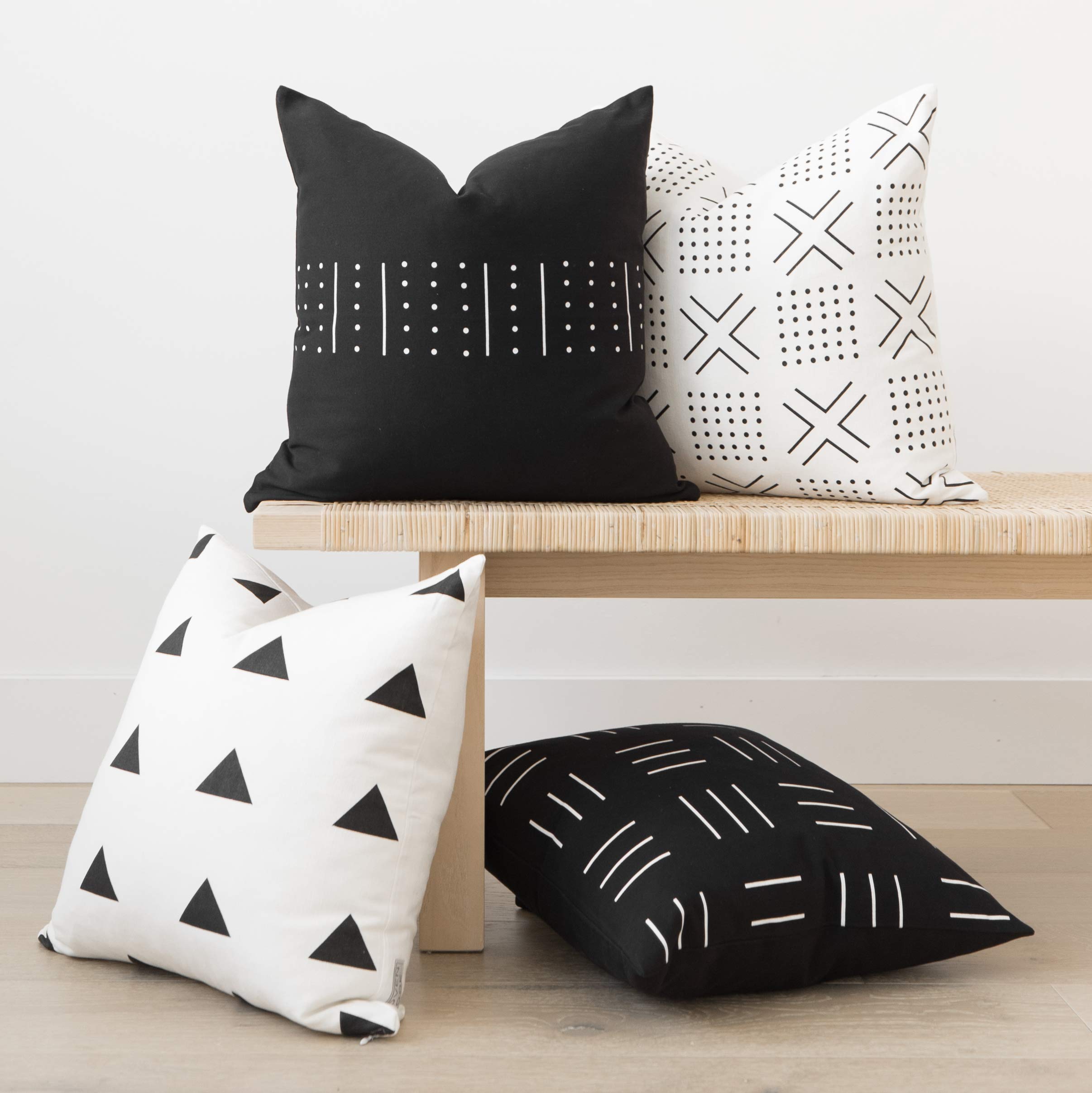Woven Nook - Modern & Luxurious 18" x 18" Decorative Boho Throw Pillow Covers - Durable Quality & Machine Washable - Zola Design - Black and White - 4 Pack