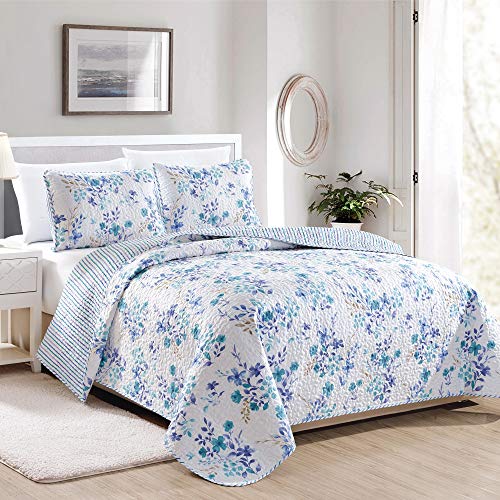 Great Bay Home April Morning Collection 3 Piece Quilt Set with Shams. Reversible Floral Bedspread Coverlet. Machine Washable. (Twin, Multi)