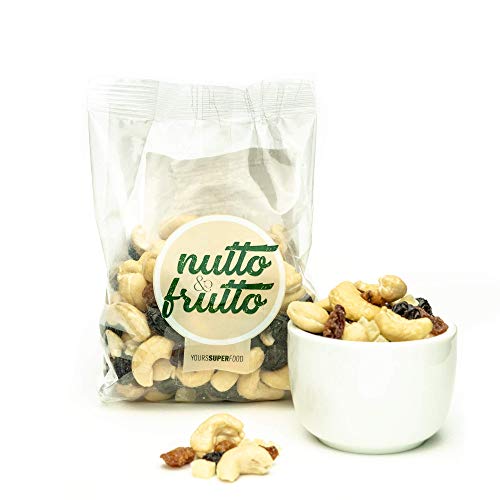 Mixed Dried Fruits and Nuts - Nutto Frutto Mix of Healthy, Fresh, Crunchy, Tasty Cashews, Sultana Raisins, Pineapple Core Dices, Black Flame Raisins Good for anytime of the day - 8 oz (225 gr)