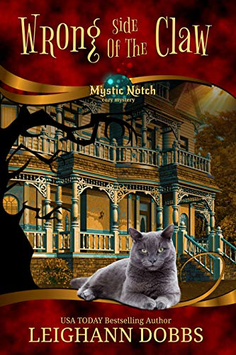 Book Cover Wrong Side of the Claw (Mystic Notch Cozy Mystery Series Book 7)
