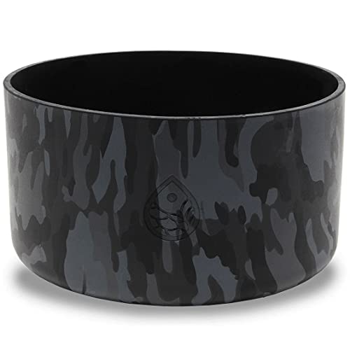 REUZBL Protective Silicone Bottle Boot Sleeve for Hydro Flask 32 oz, Hydro Flask 40 oz, Thermoflask, Iron Flask, and Similar 32 oz 40 oz Bottles, Camo